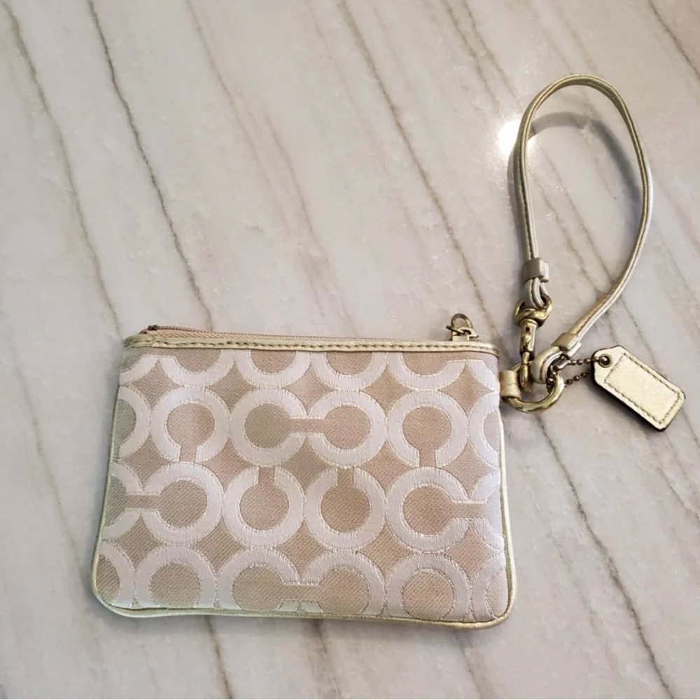 Coach Julia Op Art Gold Metallic Wristlet